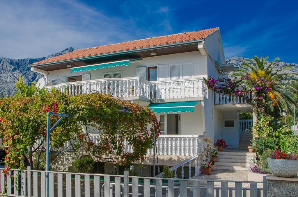 Apartments Kati Orebić Екстериор снимка