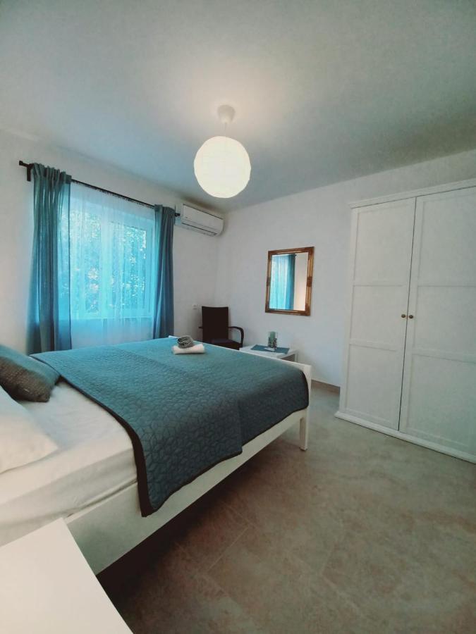 Apartments Kati Orebić Екстериор снимка