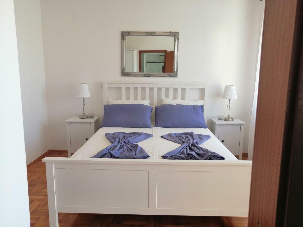 Apartments Kati Orebić Екстериор снимка