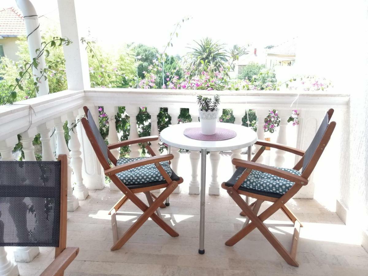 Apartments Kati Orebić Екстериор снимка