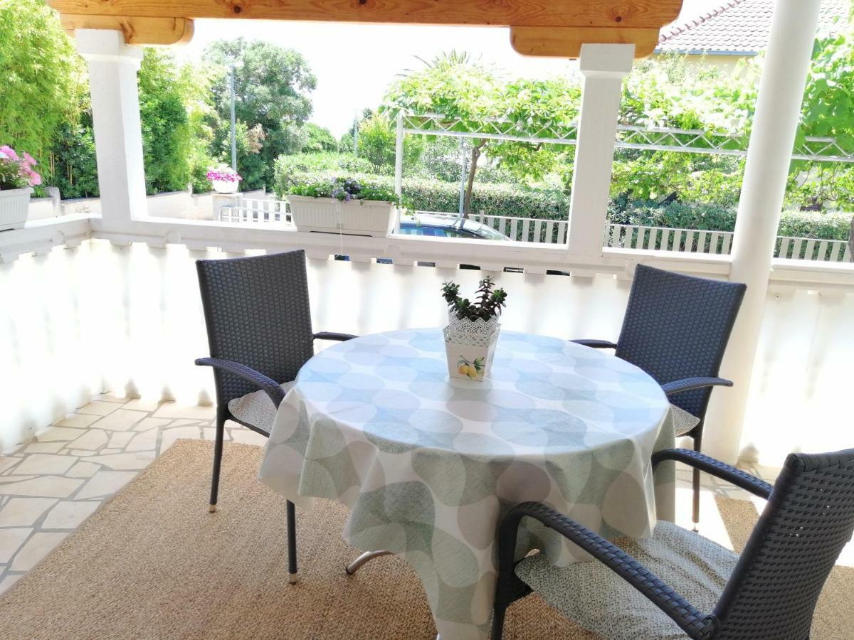 Apartments Kati Orebić Екстериор снимка